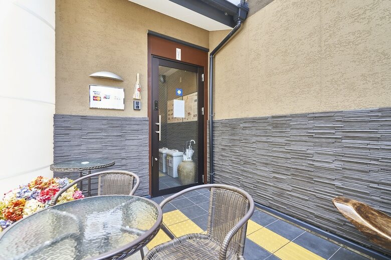 Hostal A & M House Enmachi