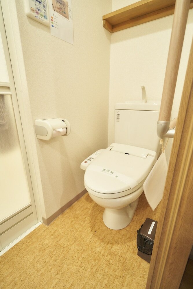 Hostal A & M House Enmachi