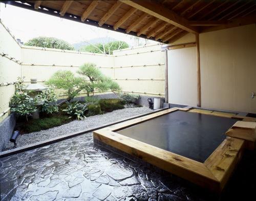 Japanese Ryokan Seryo