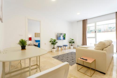 Apartamento C4r Almirante Apodaca