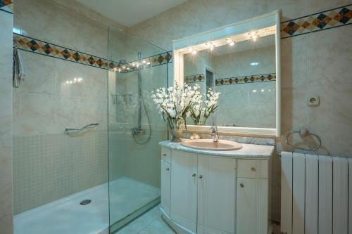 R54 Apartamento Montserrat 11-2