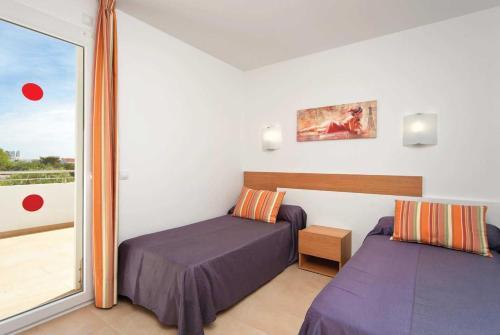 Cala En Bosch Villa Sleeps 8 Air Con Wifi