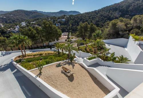 Cala Vadella Villa Sleeps 8 Pool Air Con Wifi