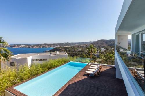 Cala Vadella Villa Sleeps 8 Pool Air Con Wifi