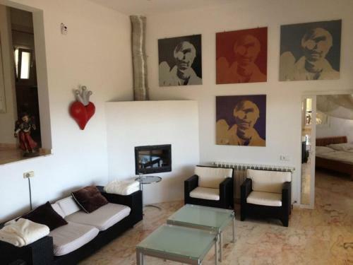 Cala Vadella Villa Sleeps 6 Pool Air Con Wifi