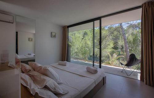 Cala Vadella Villa Sleeps 10 Pool Wifi