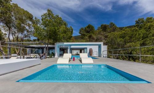 Cala Vadella Villa Sleeps 10 Pool Wifi