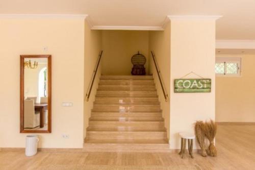 Cala Tarida Villa Sleeps 4 Pool Air Con T251912