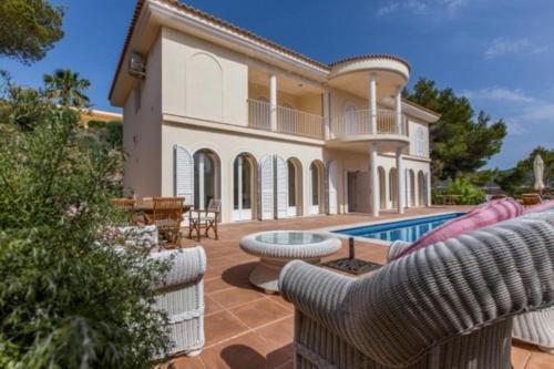 Cala Tarida Villa Sleeps 4 Pool Air Con T251912