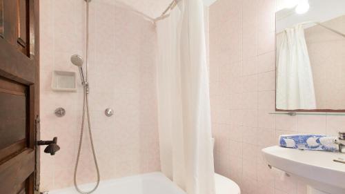 Calella De Palafrugell Apartment Sleeps 4