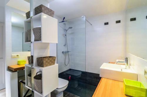 Calella De Palafrugell Apartment Sleeps 4 Pool