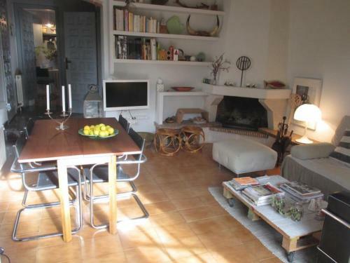 Calella De Palafrugell Villa Sleeps 6 Pool