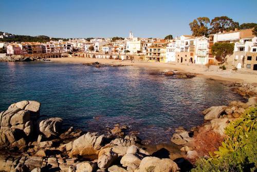 Calella De Palafrugell Apartment Sleeps 4 T425112