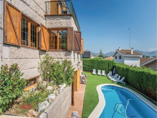 Seven-bedroom Holiday Home In Alella