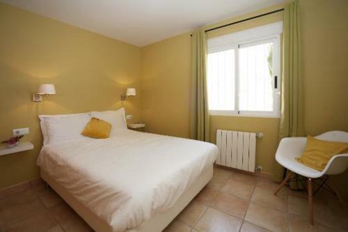 Altea Villa Sleeps 8 Pool Wifi