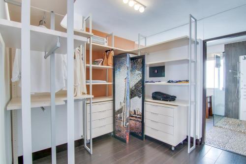 Blossom Apartment @girasol
