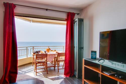 Blossom Apartment @girasol