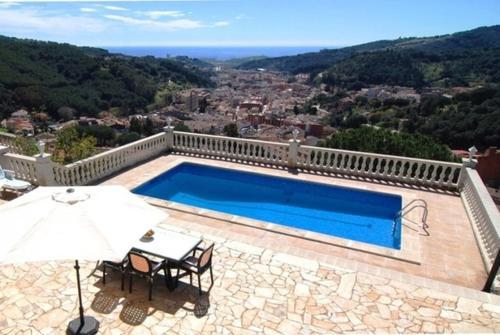 Arenys De Munt Villa Sleeps 4 Pool Wifi