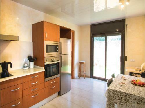 Four-bedroom Holiday Home In Arenys De Munt