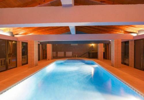 Xabia Villa Sleeps 12 Pool