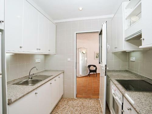 Holiday Home Balcon Al Mar 38-h