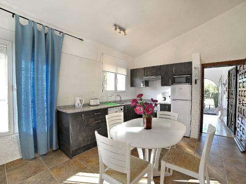 Holiday Home Moonrakers