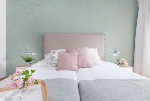 Luxury Frontal Sea 1 Bedroom Apartment Stylish