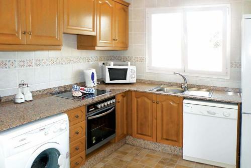 Beniarbeig Villa Sleeps 6 Wifi