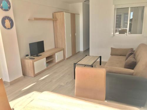 Modern Apartment In Av Mediterraneo