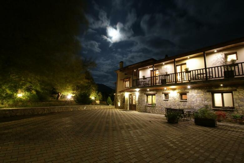 Boutique Hotel Skamnos