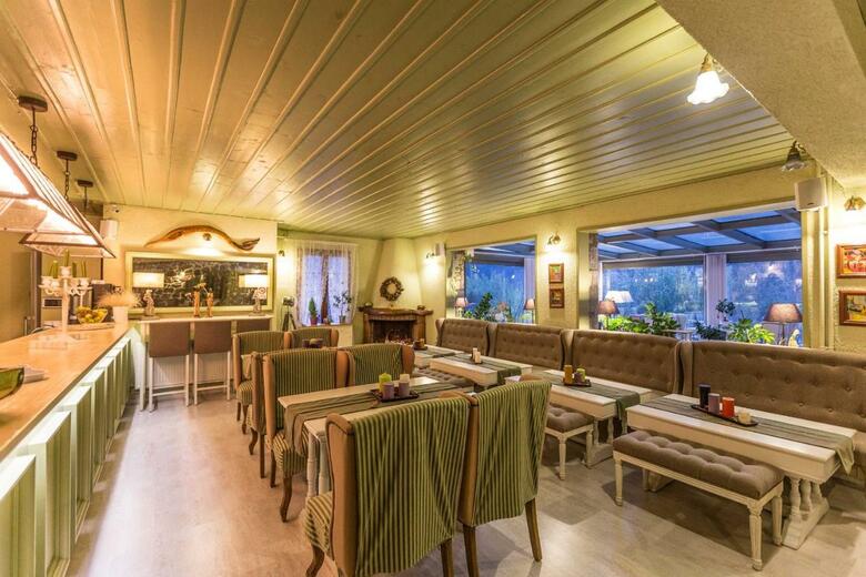 Boutique Hotel Skamnos
