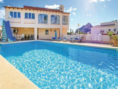Six-bedroom Holiday Home In Calpe
