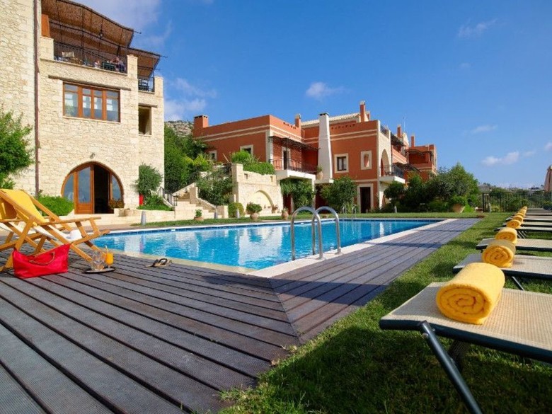 Hotel Katalagari Country Suites