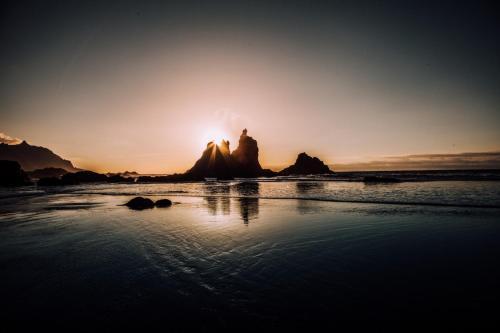 Classy Bungalow With Pool & 300mb, 500m From Sea