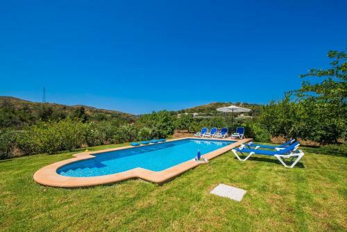 Capdepera Villa Sleeps 6 Pool Wifi
