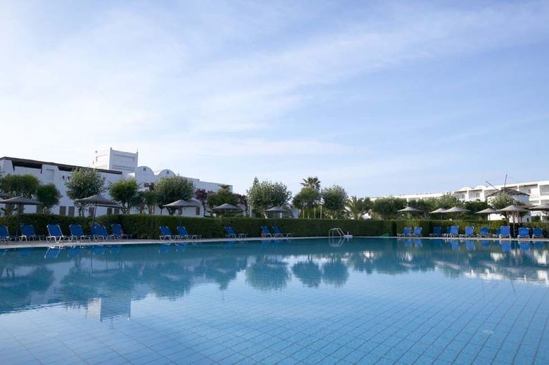Hotel Lakitira Resort And Village