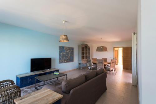 Villas Caleta Beach & Golf