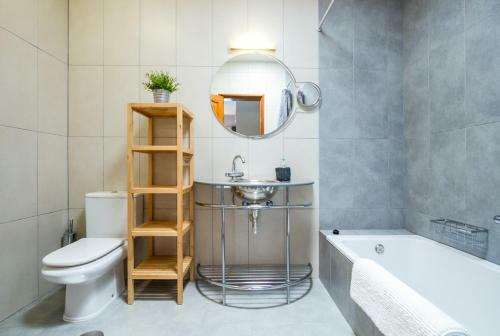 Costa Teguise Villa Sleeps 8 Pool Air Con Wifi
