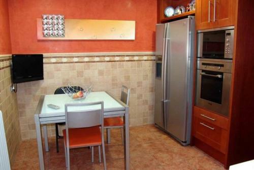 Cubelles Villa Sleeps 10 Pool