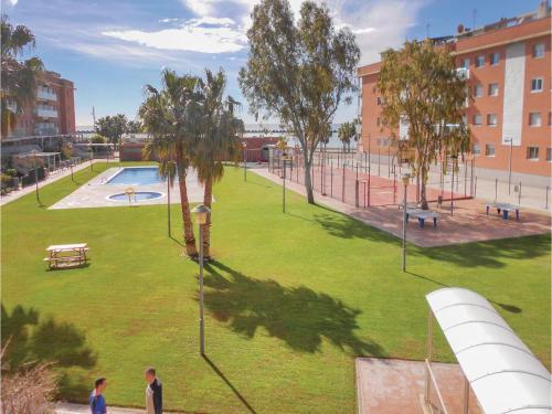 Three-bedroom Apartment In Cubelles