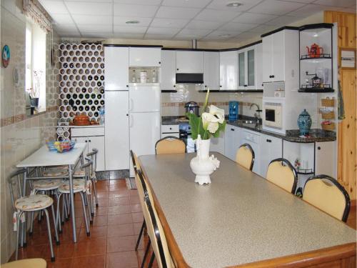 Three-bedroom Holiday Home In Cudillero