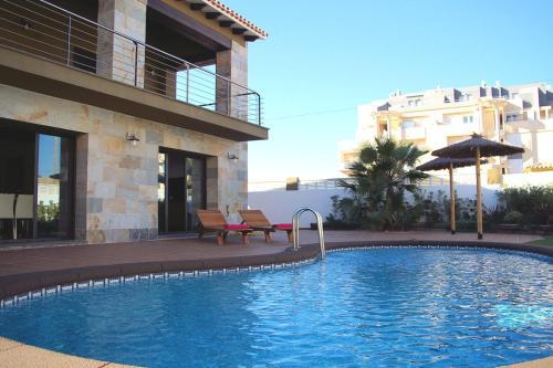 Torrecarrals Villa Sleeps 10 Pool Wifi