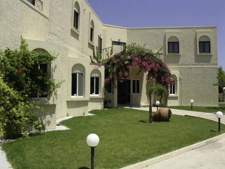 Summerland Aparthotel
