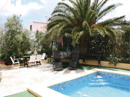 Two-bedroom Holiday Home In El Gastor