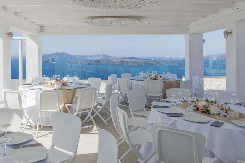 Hotel Caldera's Dolphin
