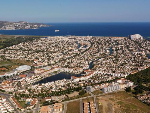 Apartamento Basic Confort Royal Marine