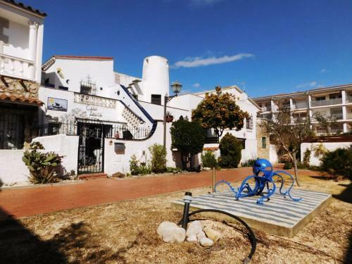 Apartamento Piso Poblat T�pic Bajo