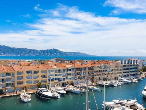 Apartment Club N�utic.20