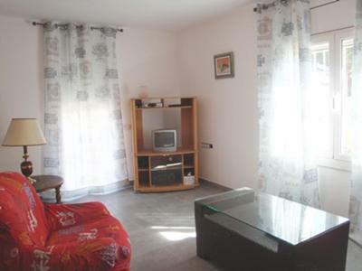 Montgr� 38-b Casa 1