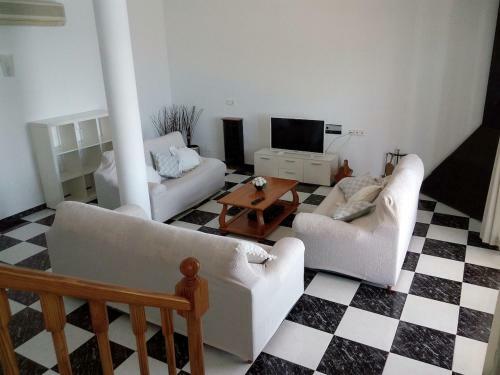 Chalet En Es Canutells Mah�n -casa Ana